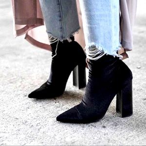 Tony Bianco style Diddy Black Velvet.